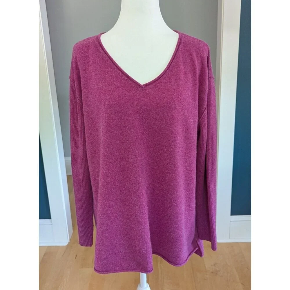 Sundance Cashmere Purple V-Neck Sweater - Picture 2 of 11